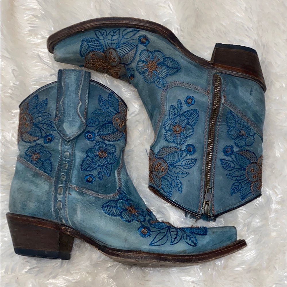 Circle G Blue and Brown Ankle Boots with Floral Embroidery